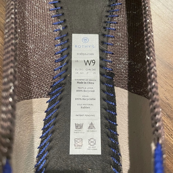 Rothy’s size 9 twilight metallic Captoe points - Picture 4 of 4